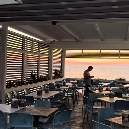 Penzion La Perla Del Tirreno 2